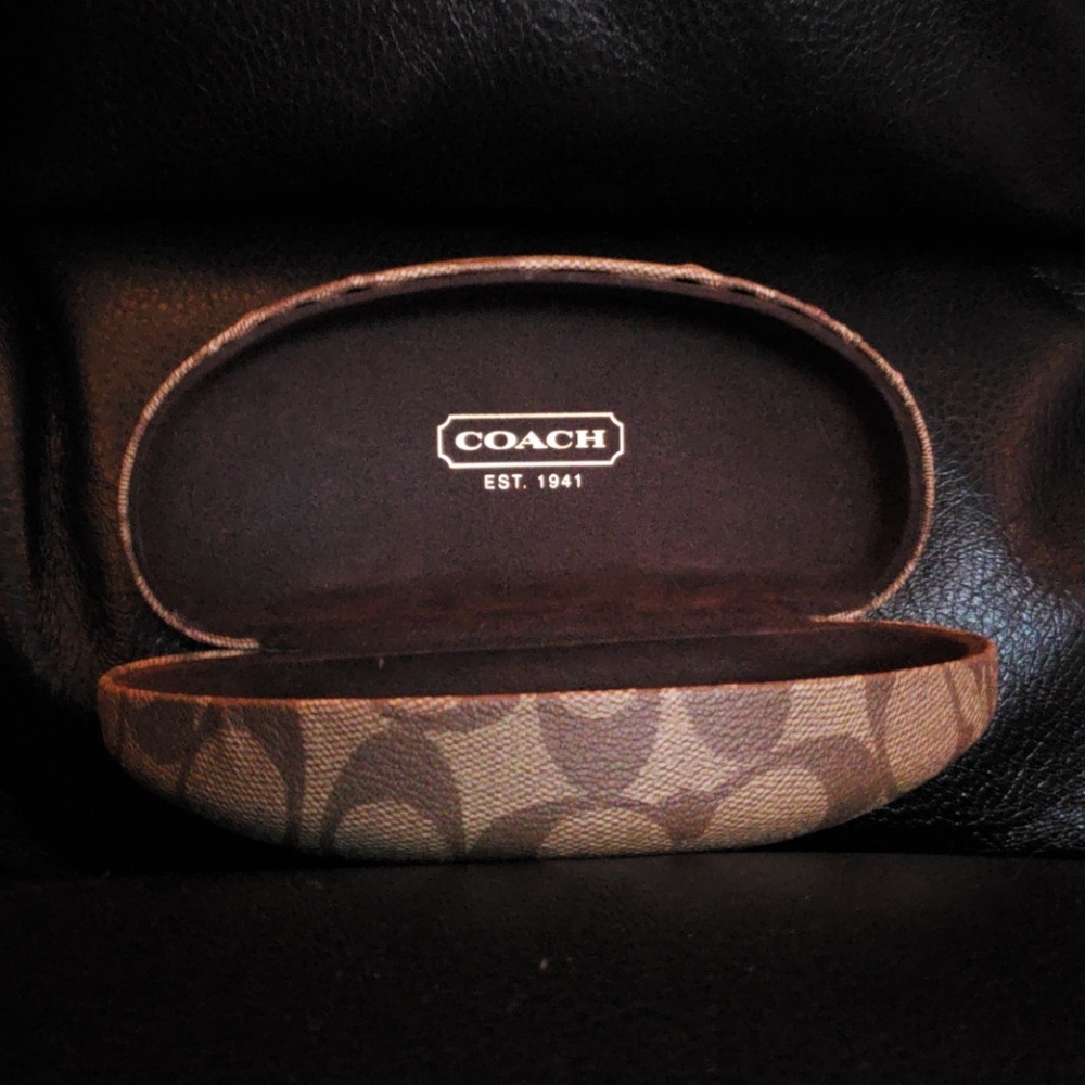 Authentic Coach Case